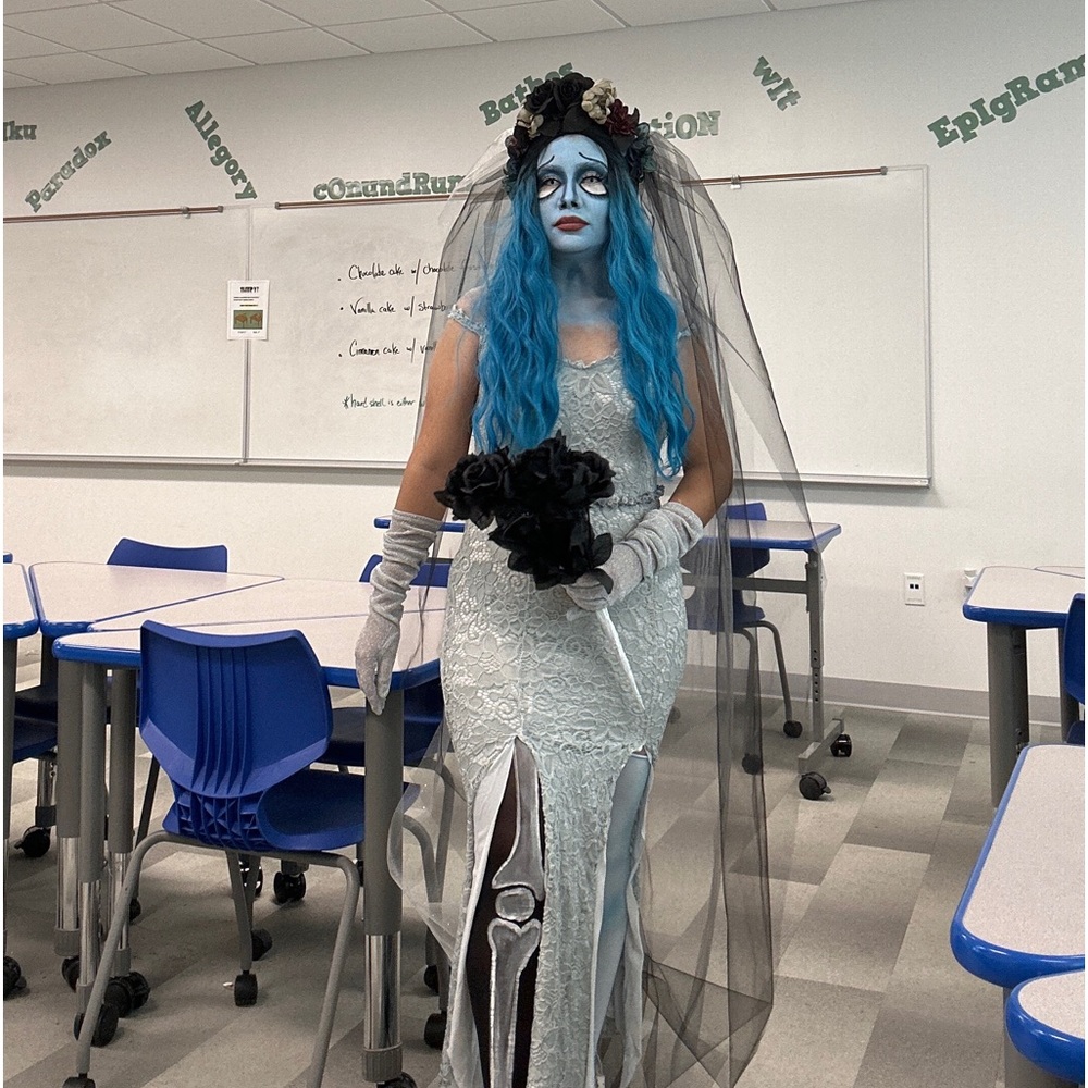 Corpse Bride Outfit